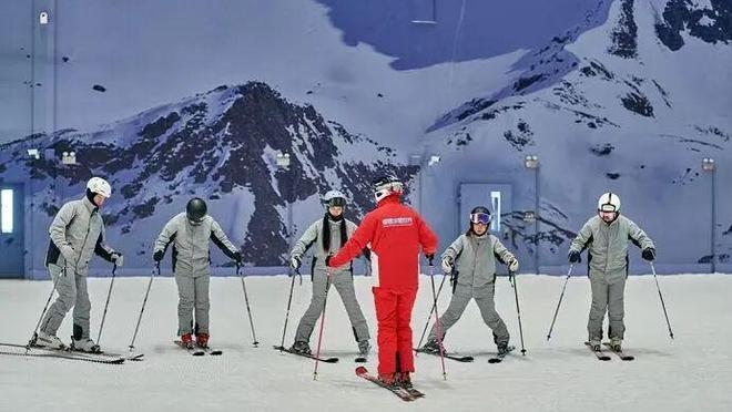 据七席南方室内滑雪场最集中在这三省→j9国际站登录全球十大滑雪场中国占